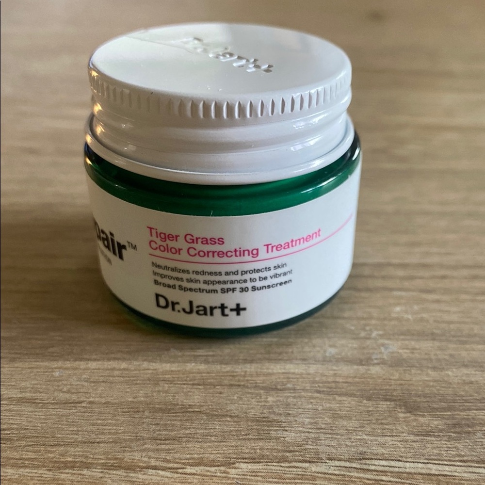 Dr. Jart+ Tiger Grass Color Correcting Treatment